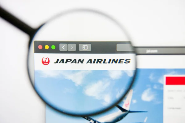 Los Ángeles, California, EE.UU. - 14 de febrero de 2019: Página web de Japan Airlines. Logo Japan Airlines visible en la pantalla . — Foto de Stock