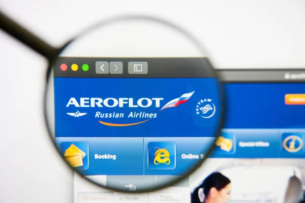 Los Angeles, California, USA - 14 February 2019: Aeroflot-Russian Airlines website homepage. Aeroflot-Russian Airlines logo visible on display screen. — Stock Photo, Image