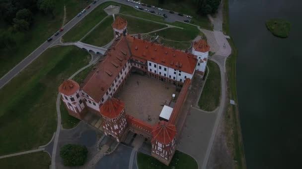 Kasteel Mir Wit Rusland Vlucht Drone Panorama Van Het Kasteel — Stockvideo