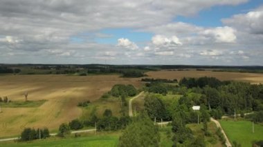 uçuş mavic pro, güneş, yeşil alanlar, çayırlar, Belarus, Rusya ve Ukrayna'da ormanlar, filme mürettebat evde reklam çekimleri, sinema aydınlatma