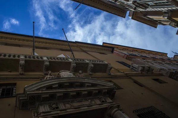 Génova Ruas Verão Detalhes Exteriores Nas Ruas Telhados Luzes Portas — Fotografia de Stock