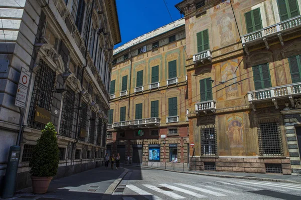 Genova Nyári Utcák Külső Részletek Utcákon Tetők Fények Ajtók Ablakok — Stock Fotó