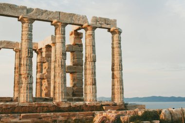 Yunanistan 'ın Cape Sounion kentindeki Poseidon Tapınağı. 