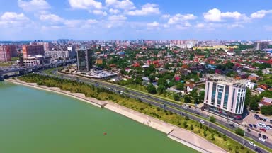 Kuban Nehri Güney Krasnodar şehir hava vurdu. Rusya. Hava fotoğrafçılığı.