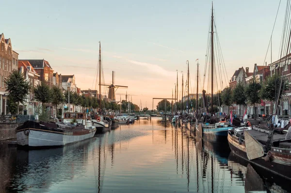 Rotterdam boathouses Kanal