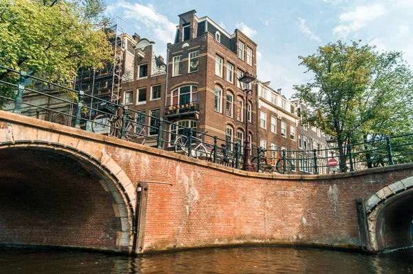 Amsterdam tekne Yüzme