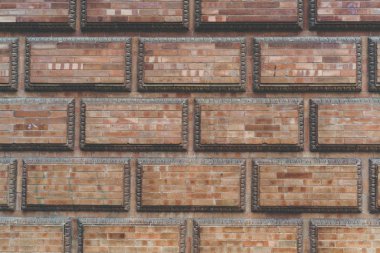 Grunge kırmızı tuğla duvar arka plan kopya alanı ile çerçeve. Eski tuğla duvar, kırmızı taş eski doku closeup engeller..