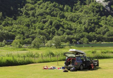 Araba, yaz tatil Norveç ile aile gezisi, 