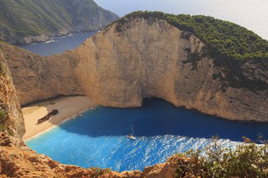 Gemi enkazı. Navagio Beach, Zakynthos Adası. Yunanistan ada Zakynthos tatil. Navagio plaj bakış