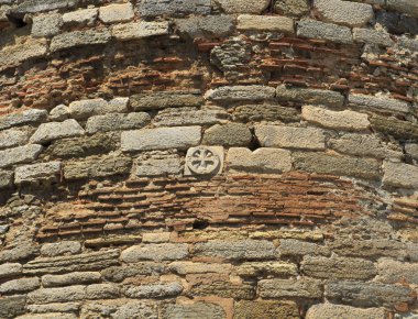 Sarı coquina tuğla duvar. Yığma tuğla arka plan