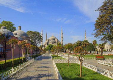 Gündoğumu, Istanbul'da Sultanahmet Camii. Türkiye
