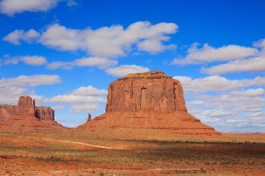 Panorama ünlü Buttes ve Anıt Vadisi Arizona, ABD ile.