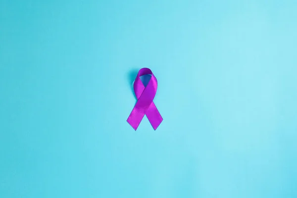 Mavi arka plan, Alzheimer hastalığı, pankreas kanseri, epilepsi Farkındalık, Aile içi şiddet farkındalığı mor şeritler,