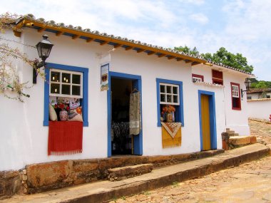 Tarihi kent Ouro Preto'daki Minas Gerais Brezilya ünlü caddede