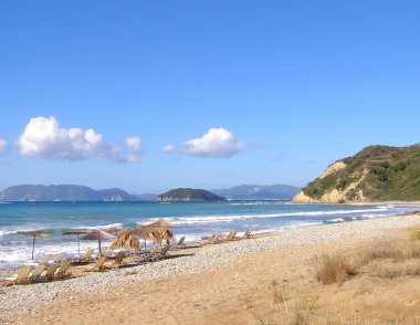 Gerak s Beach şezlong ve şemsiye ile görünüm,
