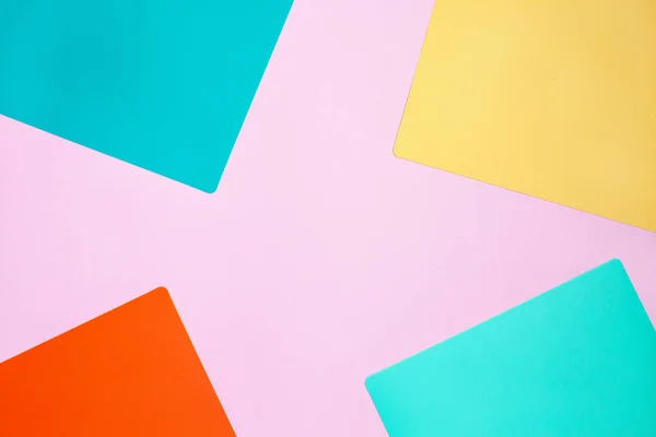 Texture astratta di moda di carte rosa, gialle e blu. — Foto Stock