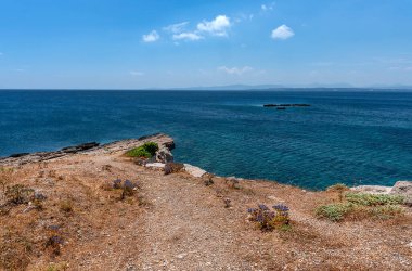 İzmir Demircili köyü ve muhteşem kayalıklar