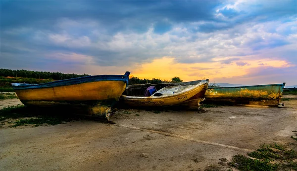 Golmarmara Ist Das Wasser Noch Feucht Die Boote Sind Land — Stockfoto