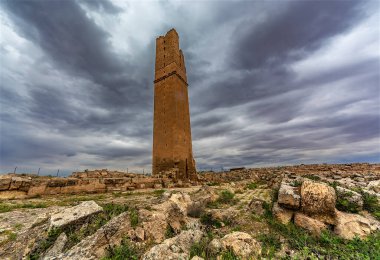 Halfeti, Anlurfa ilinin bir ilçesidir. 855 yılında Asur Kralı Salmanassar tarafından yakalandığında Boksıçan olarak adlandırıldı. Yunanlılar bu ismi Urima 'ya değiştirerek verdiler..
