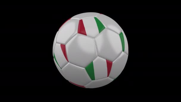 Balón de fútbol con la bandera de Italia, 4k prores metraje con canal alfa, bucle — Vídeos de Stock