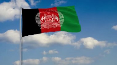 Afganistan bayrağı mavi gökyüzü üzerinde yüzen bulutlar çerçevede