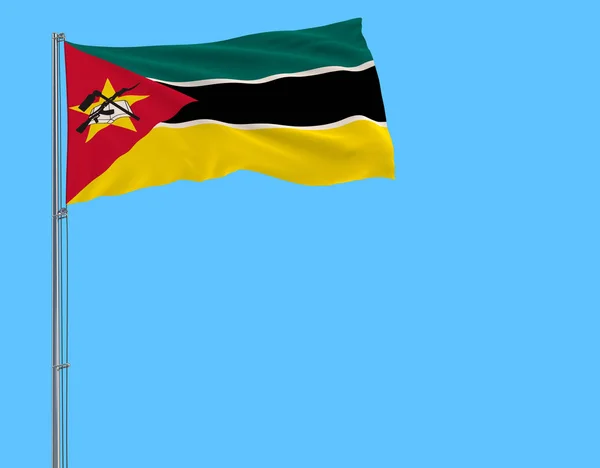 Aislar Bandera Mozambique Asta Bandera Ondeando Viento Sobre Fondo Azul —  Fotos de Stock