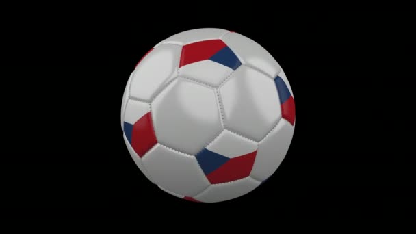 Balón de fútbol con bandera República Checa, bucle alfa — Vídeos de Stock