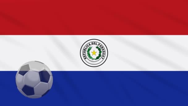 Paraguays flagga och fotboll roterar mot bakgrund av viftande trasa — Stockvideo