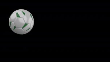 Bayrak Nijerya ile Futbol topu, yavaş hareket bulanıklığı, alfa kanal ile 4k görüntüleri
