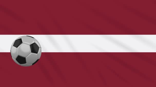 Lettonie drapeau agitant et le football tourne, boucle — Video
