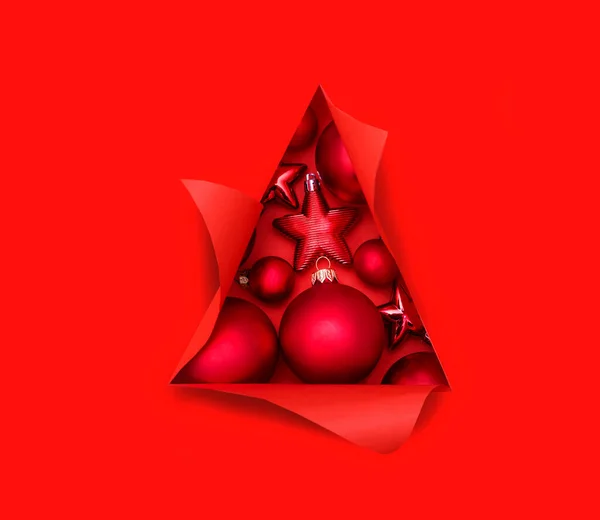 Bola Navidad Color Rosa Triangular Agujero Rasgado Rasgado Papel Forma —  Fotos de Stock