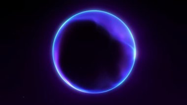 Soyut fütüristik mor mavi enerji küresi koyu bir arkaplanda sorunsuzca akıyor. Sıvı parçacık dokusuyla dijital parlayan 4K döngü animasyonu.