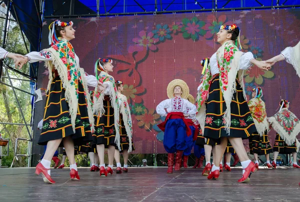 Ix Internationales Wohltätigkeitsfestival der Kinder- und Jugendwerkstatt "sonniges Kaschtanchik" — Stockfoto