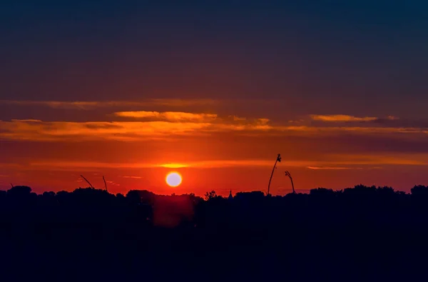 Sky with sun set on a warm summer day — Stock Photo, Image