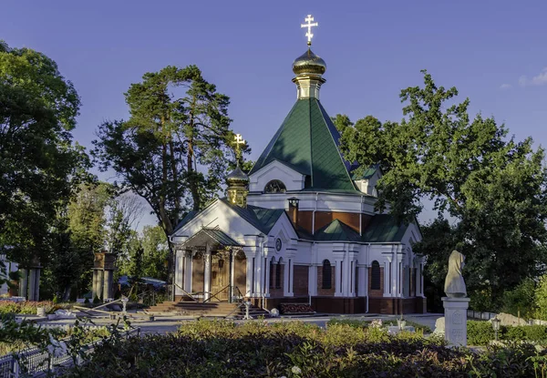 Будівля християнської Православної Церкви пристрасті Господа — стокове фото