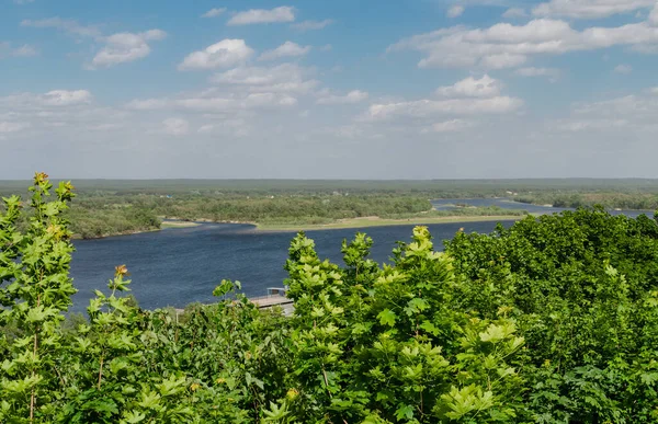 Řeka Dněpru Jaře Odpoledne Krásná Jarní Krajina Ukrajina — Stock fotografie