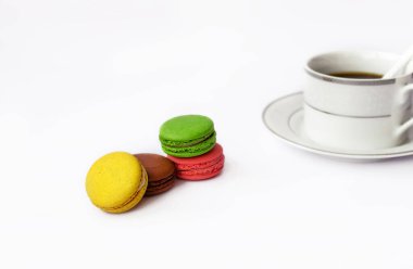 Makarna tatlı, tatlı ve renkli Fransız makarna arka planda, yakın plan.