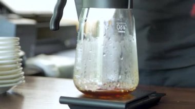 Kahve barı, kahve kadar yakın hazırlama süreci, barista eser