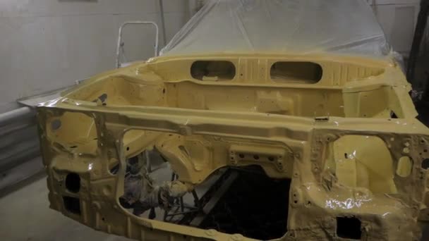 Carrosserie Voiture Après Peinture Dans Boîte Peinture Fraîche Sur Vieille — Video