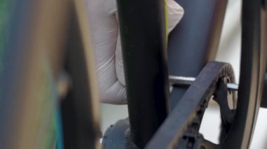 Bisiklet tamir ve Temizleme işlemi, döngüsü parça yakın atölye, Bisiklet