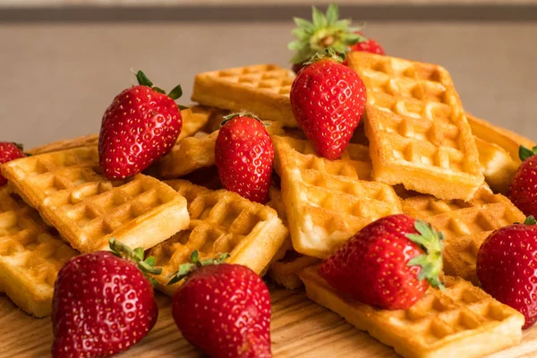 Close Belgian Waffles Strawberries Table — Stock Photo, Image