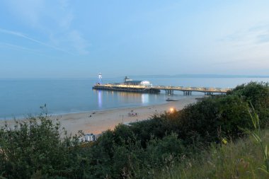 Bournemouth plaj ve iskele akşam uzun pozlama