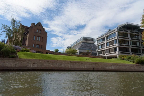 Queens College Edifícios Cambridge Inglaterra Com Nuvens Beuatiful — Fotografia de Stock