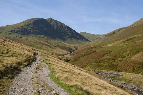 Patika Helvellyn dağ Glenridding, Lake District yakınındaki