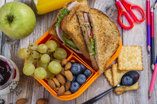 Healthy kids lunchbox