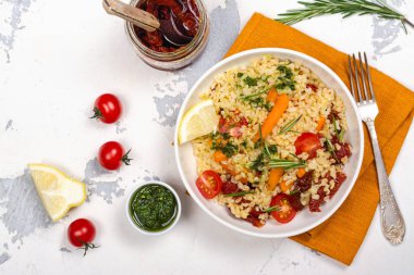 Kokulu sonbahar ya da kış bulgur salatası