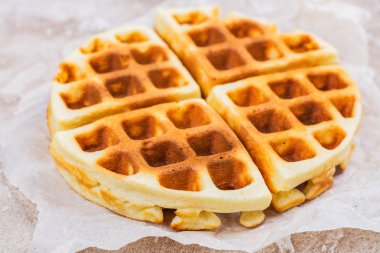 Ev yapımı vanilyalı Belçika Waffle