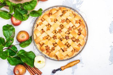 Elmalı kek için malzemeler