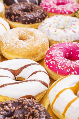 Renkli çörek karışımı