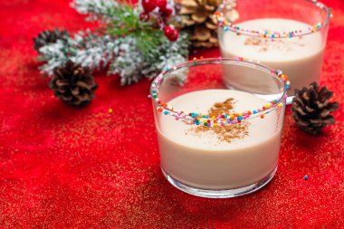 Noel yumurta takoz içki